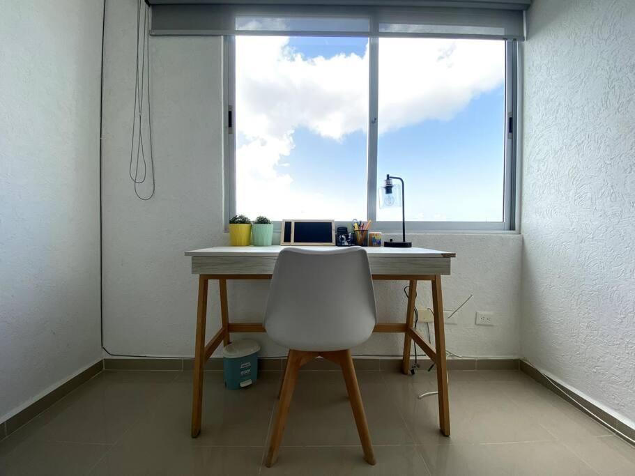 Home & Office Cancun Pool Екстериор снимка